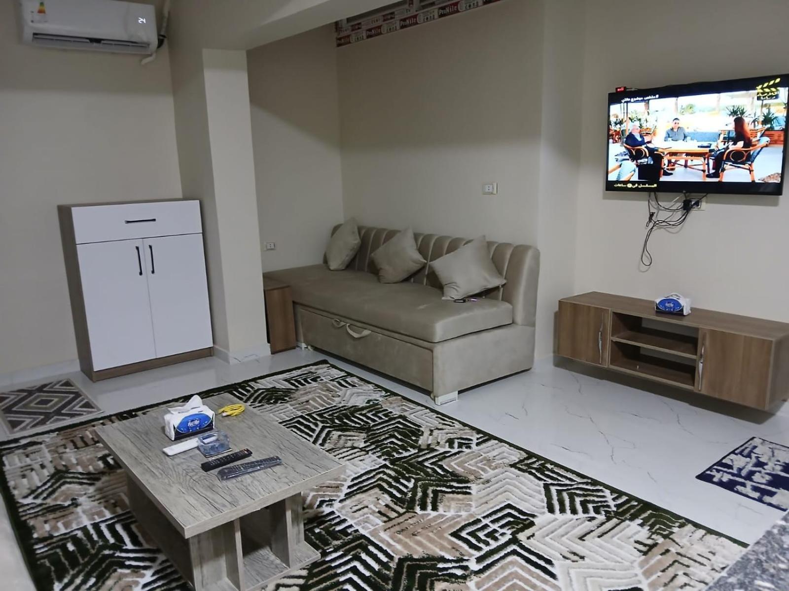 Hossam 2 Apartman